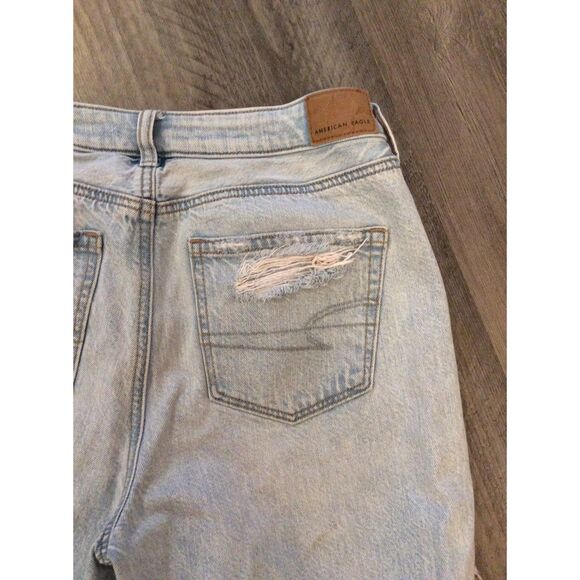 American Eagle Seriously Destroyed Raw Hem Jeans Comfort Waistband Mom Size 4 - Picture 11 of 11